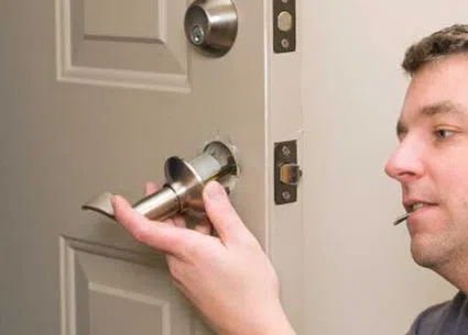 Gold Locksmith Store San Antonio, TX 210-780-7301 Gold Locksmith Store San Antonio, TX 210-780-7301 - install-new-locks
